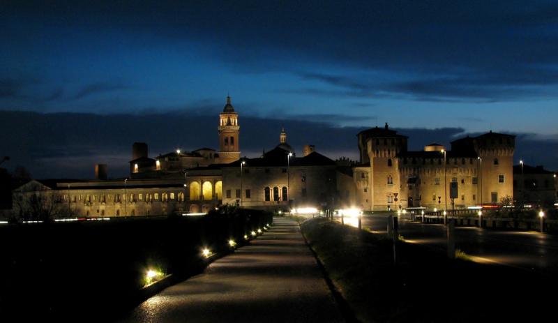 Castello Di San Giorgio Di Mantova - veduta notturna