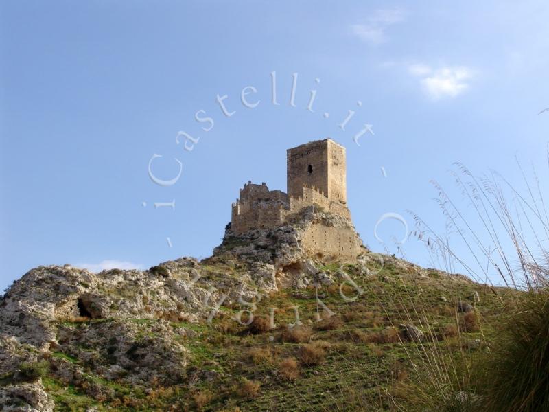 Castello Di Serravalle A Mineo