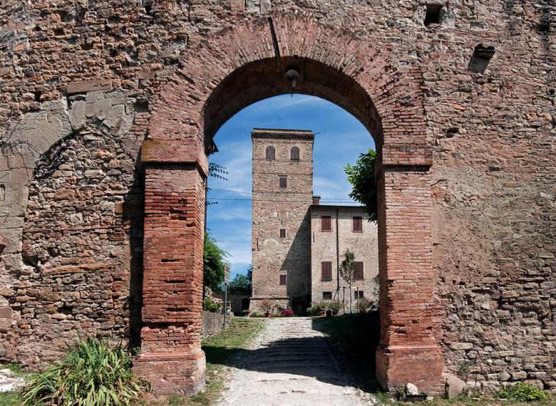 Castello Di Montegibbio - ingresso