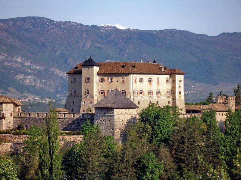 Castel Thun, panoramica