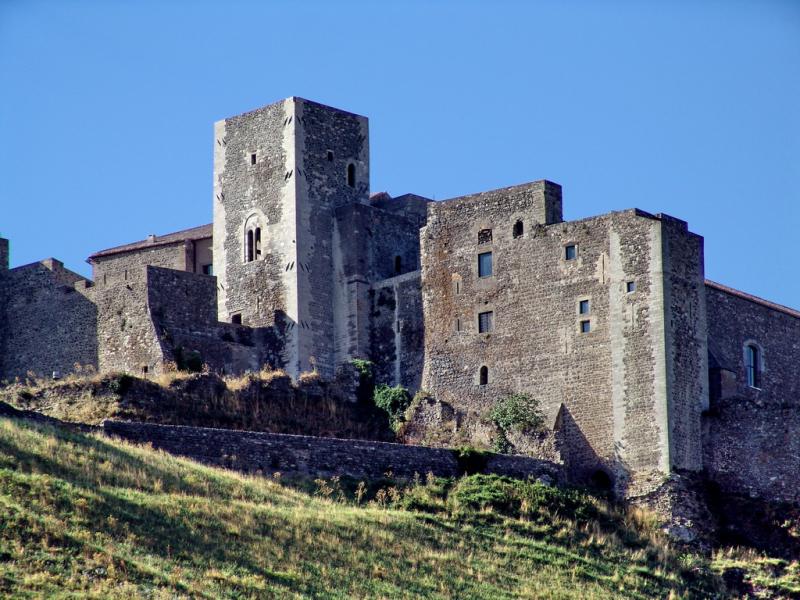 Castello di Melfi, particolare di una delle torri