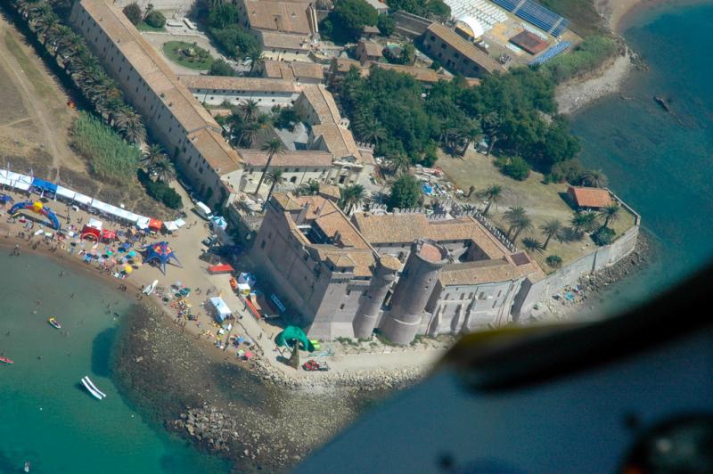 Castello di Santa Severa, panoramica dal deltaplano