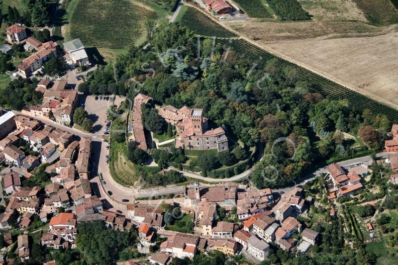 Castello di Cigognola, panoramica dall'alto