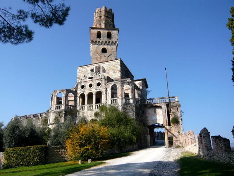 Castello Di San Salvatore A Susegana, ingresso