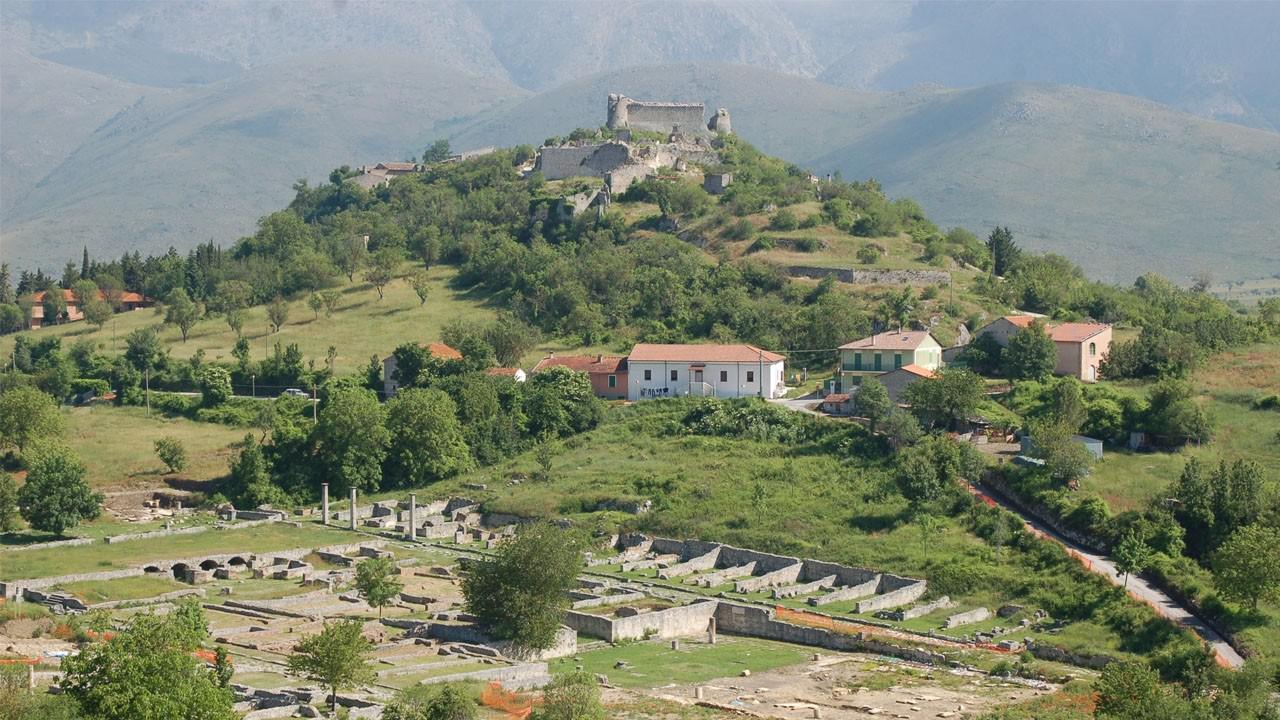 Casello Orsini Di Monte Velino