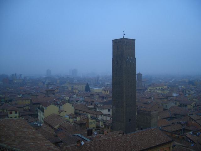 La Torre Prendiparte all'imbrunire