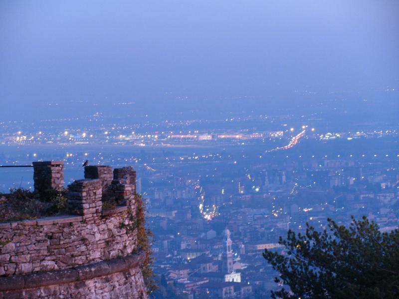 Castello San Vigilio - Veduta panoramica al tramonto
