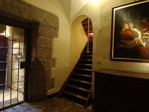 Torre Prendiparte - ingresso al piano terra