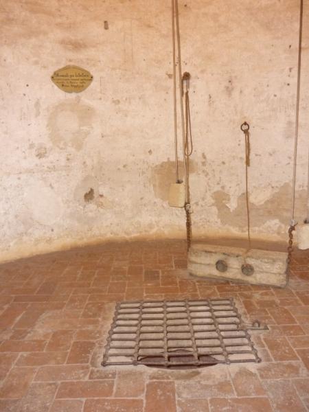 Rocca Sforzesca Di Dozza - stanza delle torture