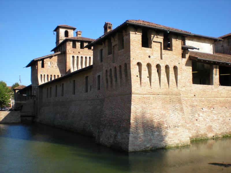 Castello Di Pagazzano - Esterno