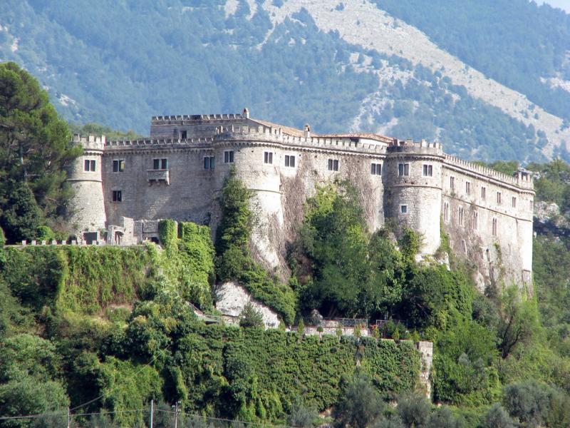 Castello Piccolomini Di Balsorano - Panoramica