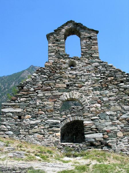 Castello Di Graines - veduta frontale della cappella
