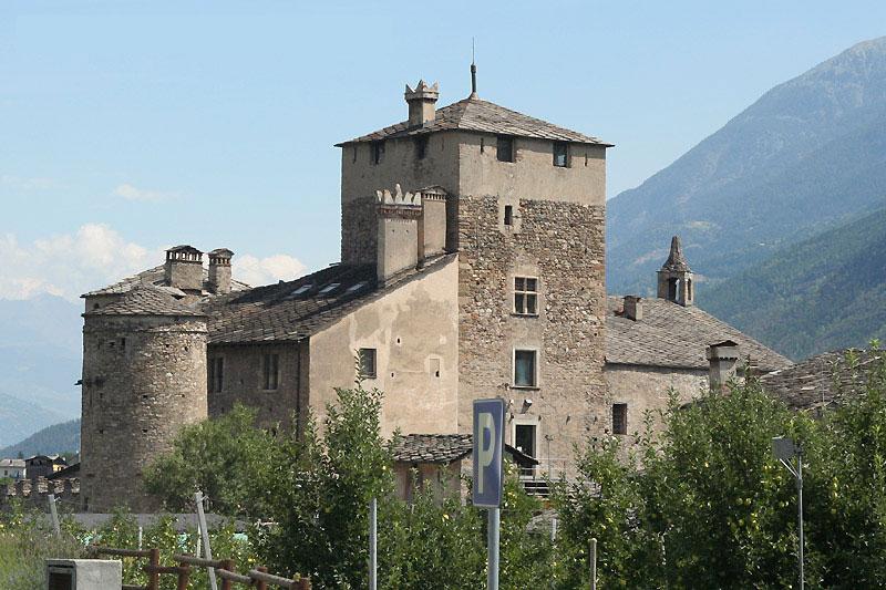 Castello Sarriod De La Tour - veduta esterna