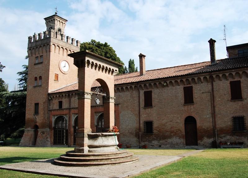 Castello della Giovannina - corte interna