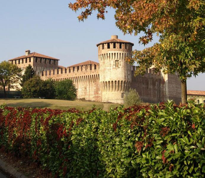 Rocca Di Soncino - il castelle immerso nella natura