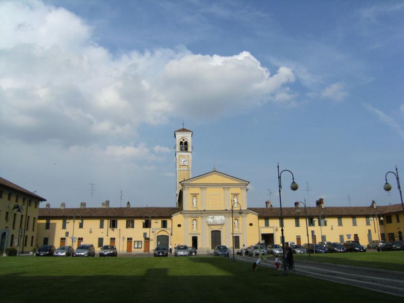 Castello Visconteo Di Cusago - veduta esterna