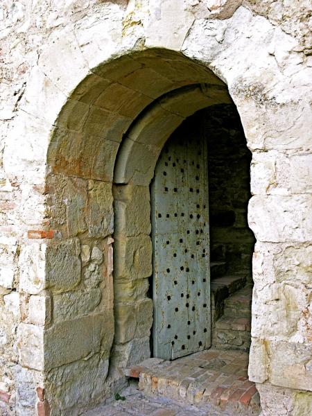 Castello Di Rossena - l'entrata