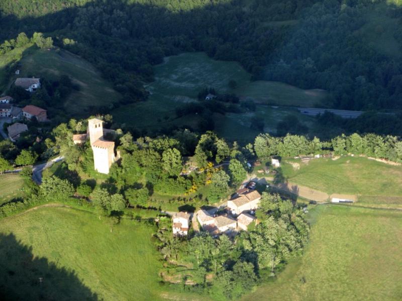 Castello di Sarzano - veduta aerea