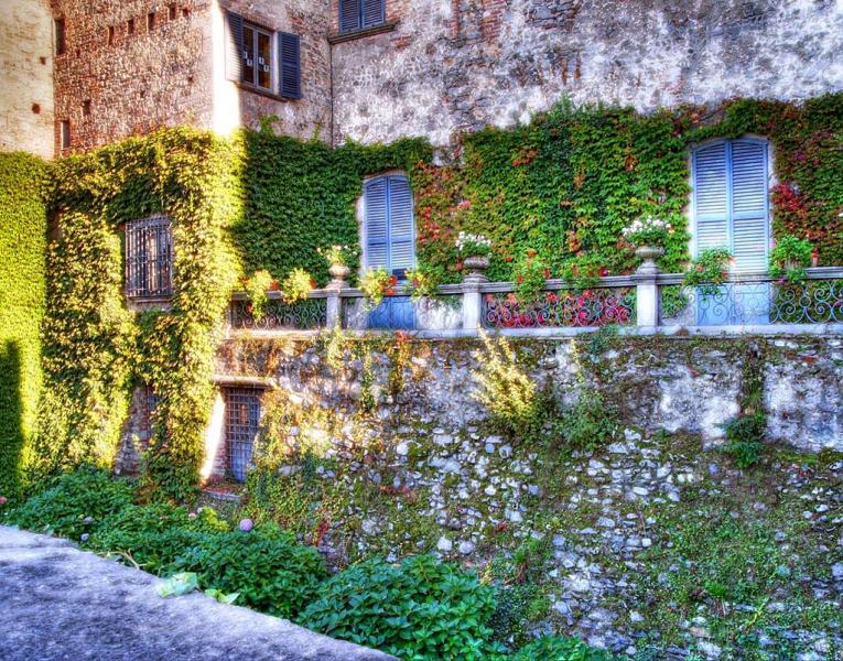 Castello Visconti Di San Vito - Veduta esterna