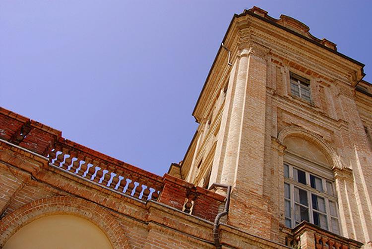 Castello Di Guarene - Veduta esterna
