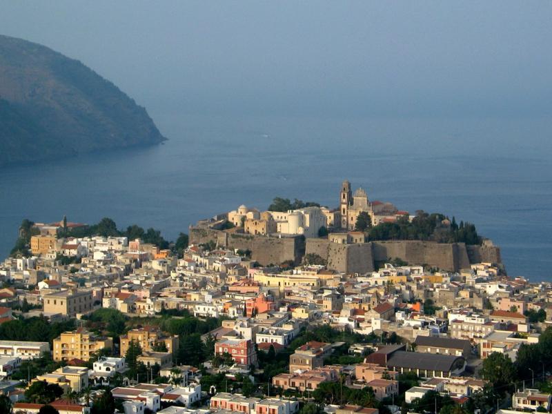 Castello di Lipari, panoramica dall'alto