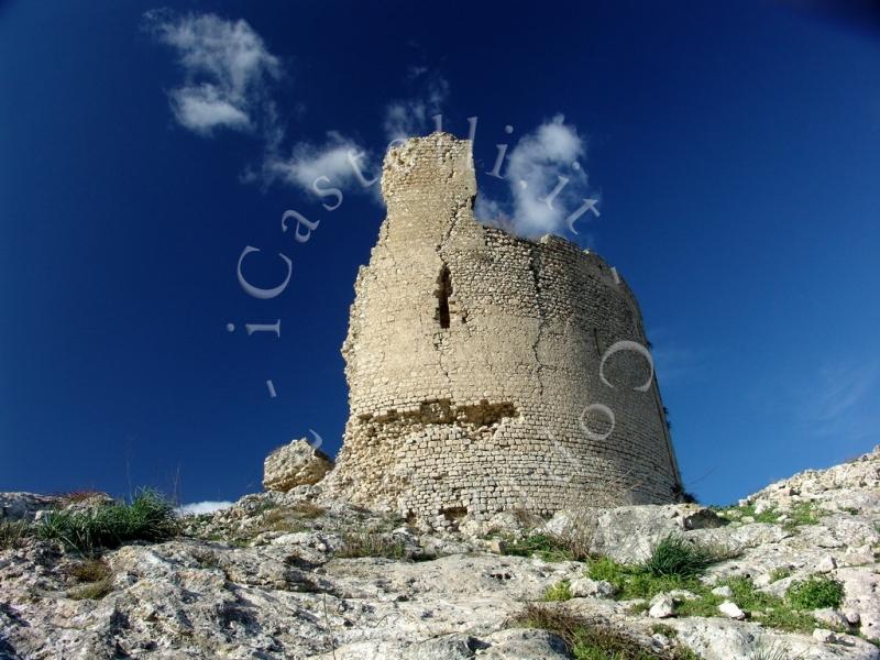 Castello Di Mongialino, ci&ograve; che resta del donjon circolare