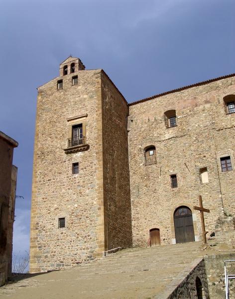 Castello Di Castelbuono, scalinata che porta all'ingresso