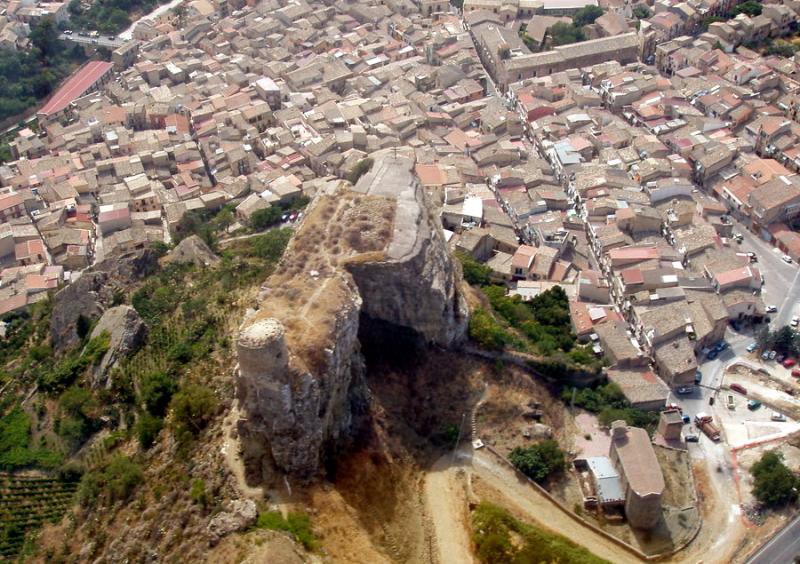 Castello Soprano Di Corleone, panoramica dall'elicottero