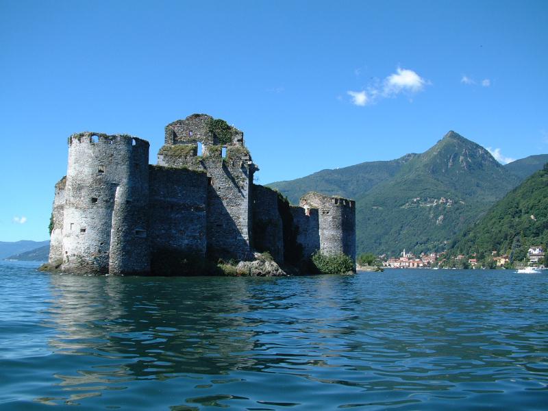 Castelli Di Cannero - Veduta panoramica