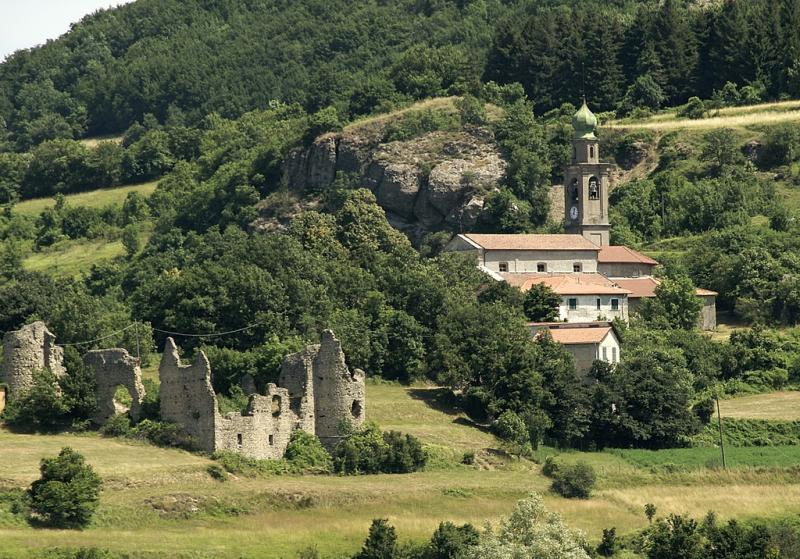 Castello degli Spinola di Montessoro - Veduta panoramica