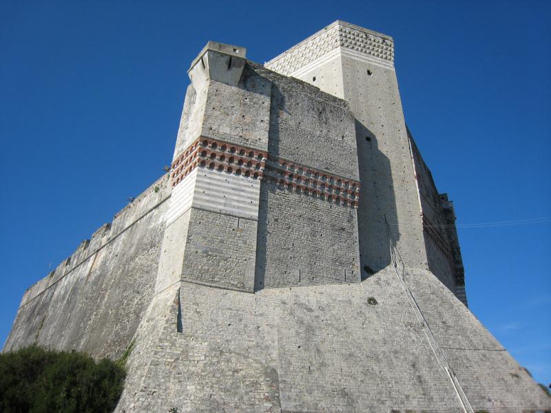 Castello Di Lerici - visione esterna