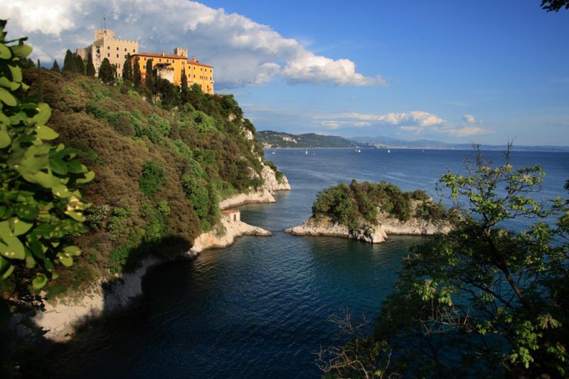 Castello Nuovo Di Duino - visione panoramica