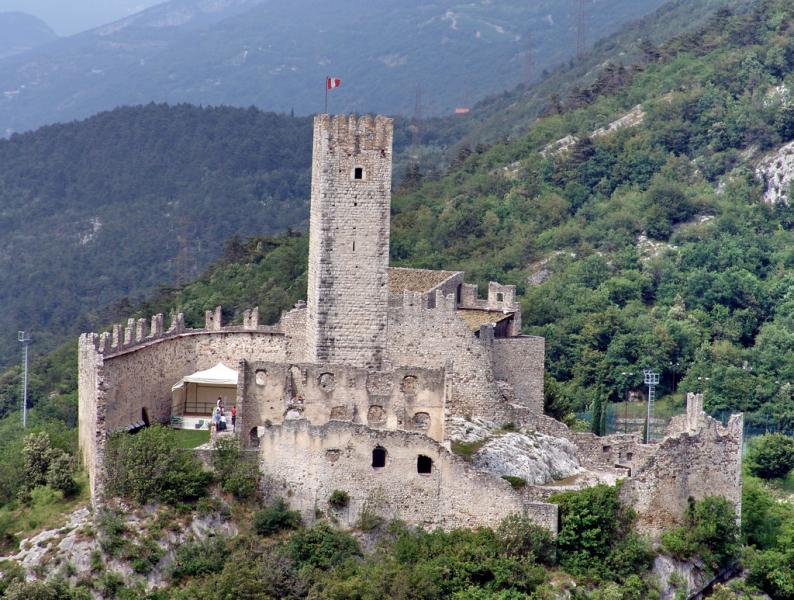 Castel Drena, panoramica