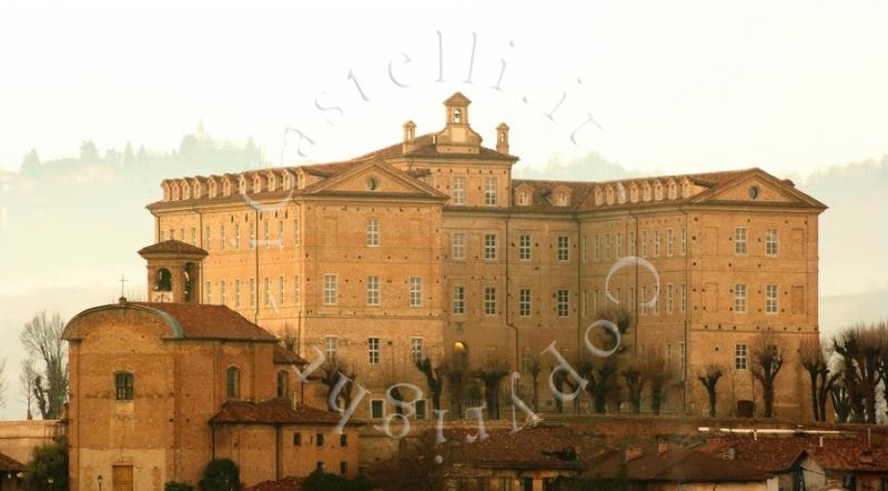 Castello Di Montaldo, vedura panoramica esterna