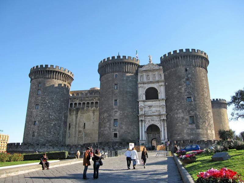 Castel Nuovo O  Maschio Angioino, panoramica da ovest