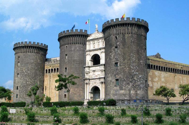 Castel Nuovo O  Maschio Angioino, panoramica da ovest
