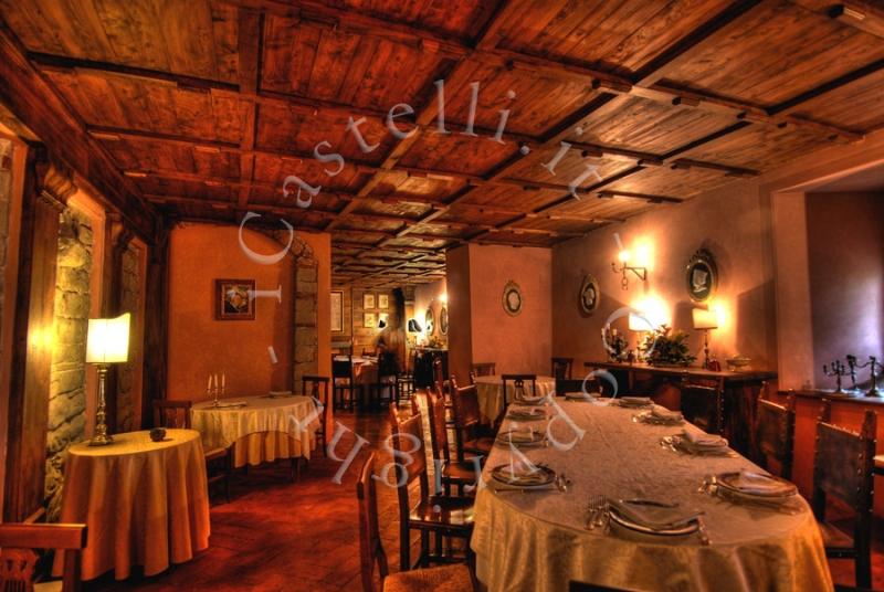 Castello Di Petroia, la sala ristorante