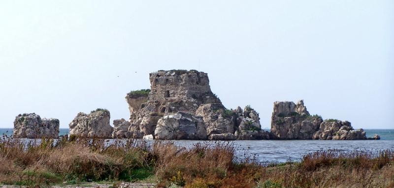 Castello O Forte Di Rovigliano, Petra Herculis