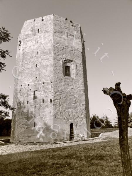 Torre Di Federico A Enna, panoramica in b&amp;w