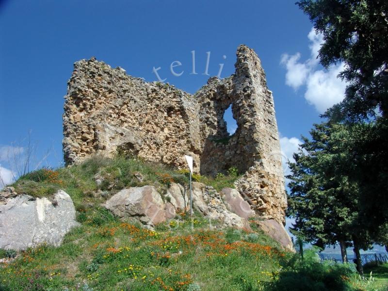 Castello Di Nicosia, ruderi di una delle torri