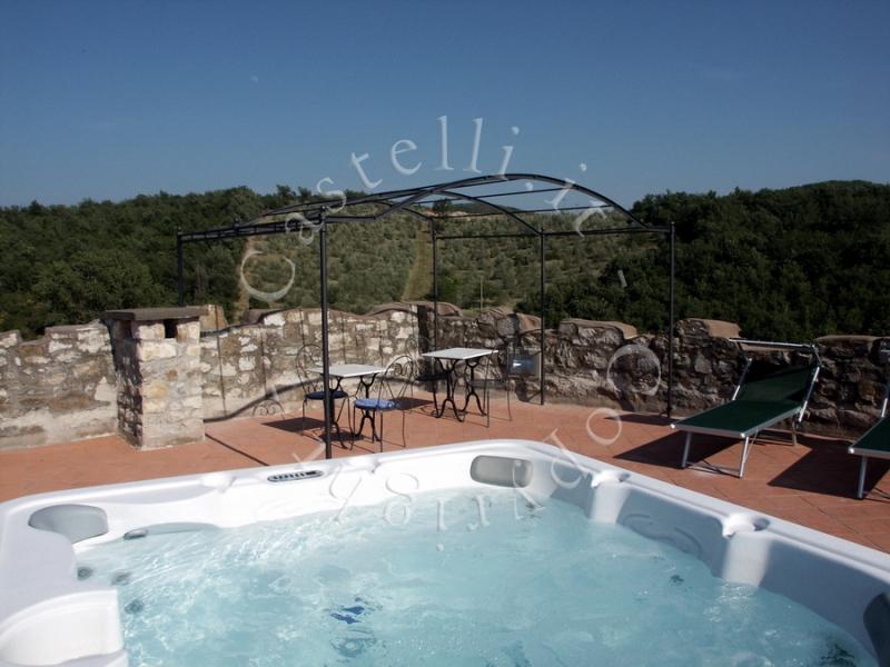 Castello Di Tornano, la jacuzzi della Torre