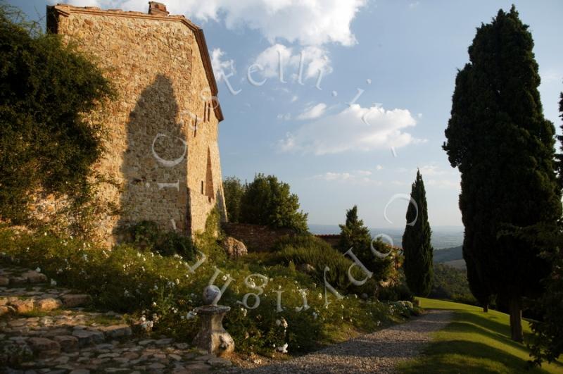 Castello Di Vicarello, l'esterno