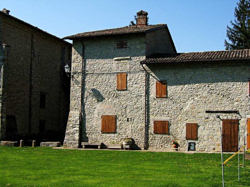 Castello di Semese - il borgo