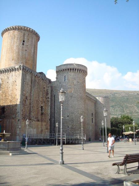 Castello Di Fondi