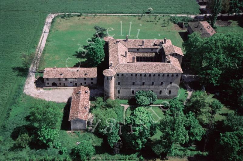 Castello Di San Pietro In Cerro, veduta aerea