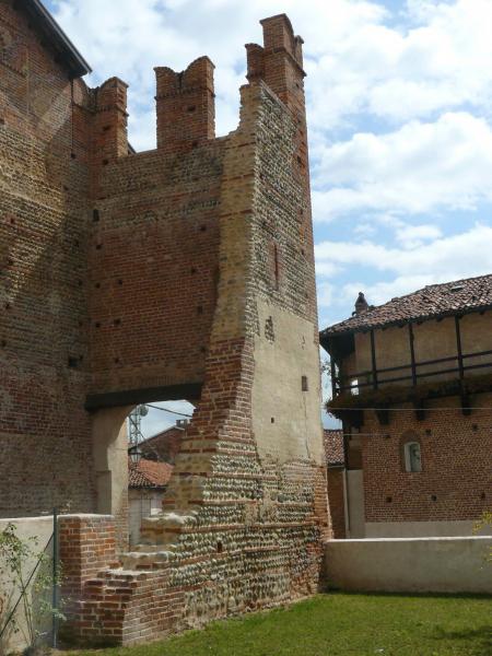 Castello Consortile Di Buronzo