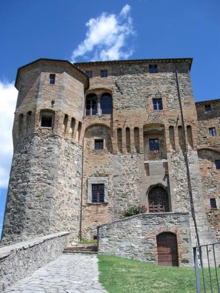 Rocca Fregoso, particolare dell'ingresso