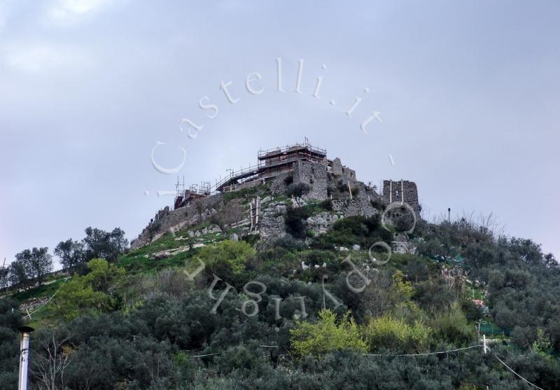 Castello Di Terravecchia, il castello in restauro