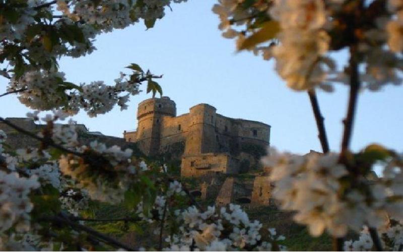 Castello D'Aquino Di Rocchetta Sant'Antonio