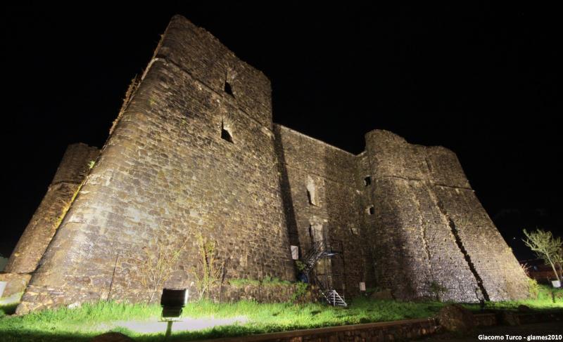 Castello Malaspina - Fieschi - Doria Di Santo Stefano D'Aveto